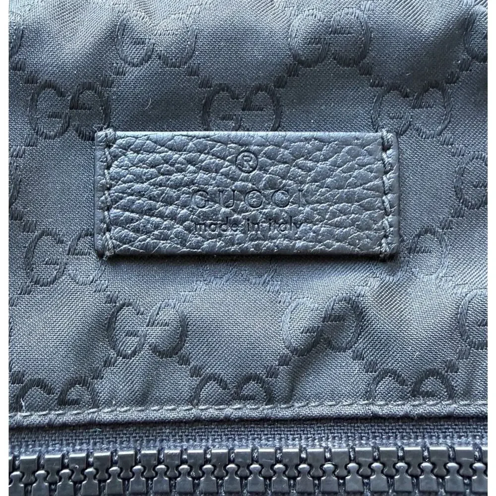 Gucci Nylon GG Monogram Medium Black Messenger Bag